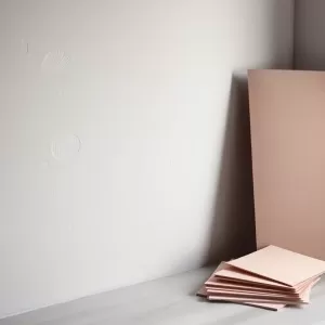 Jaki papier ścierny do ściany